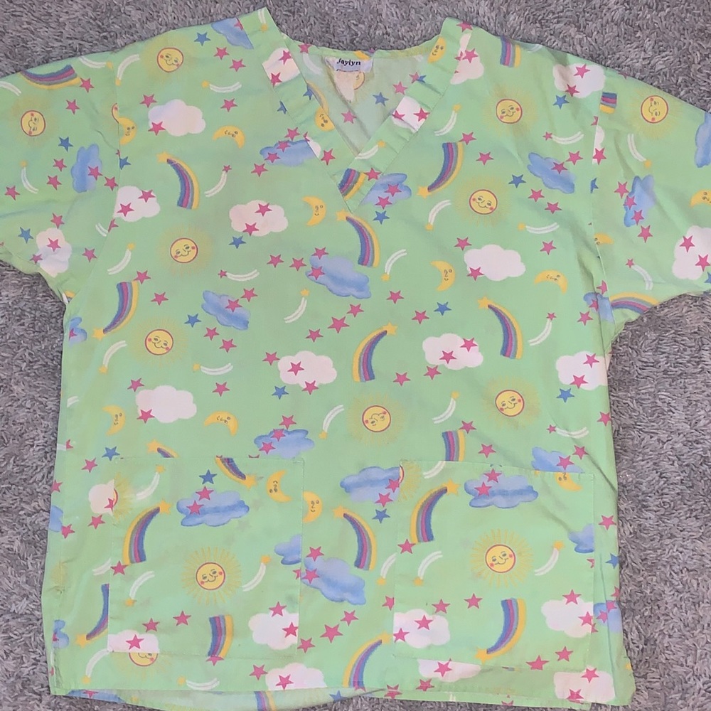 Nursing scrub Top